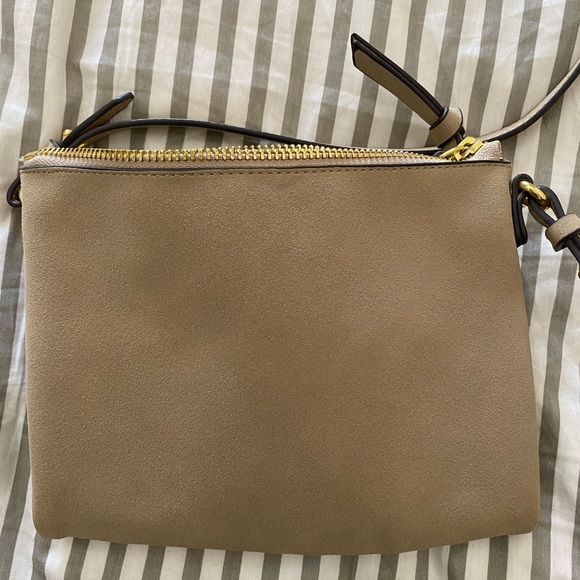 Tan colored side purse - Picture 2 of 3
